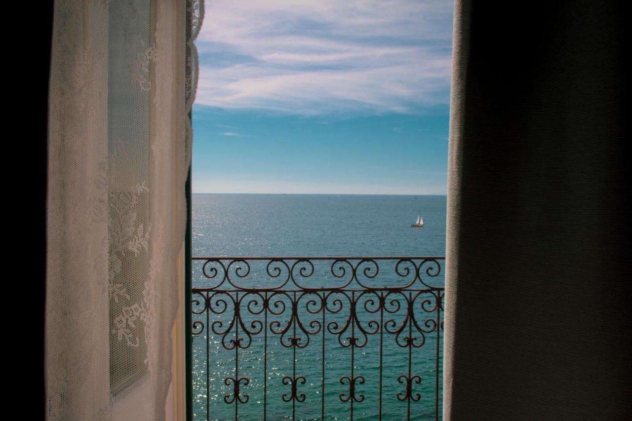 B&B Le Finestre Sul Mare Tarent Zewnętrze zdjęcie