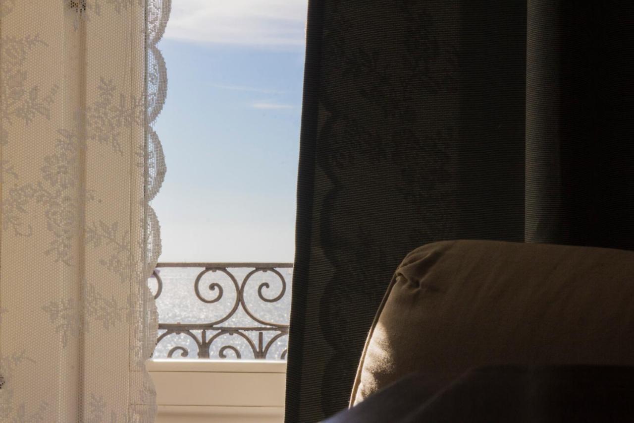 B&B Le Finestre Sul Mare Tarent Zewnętrze zdjęcie